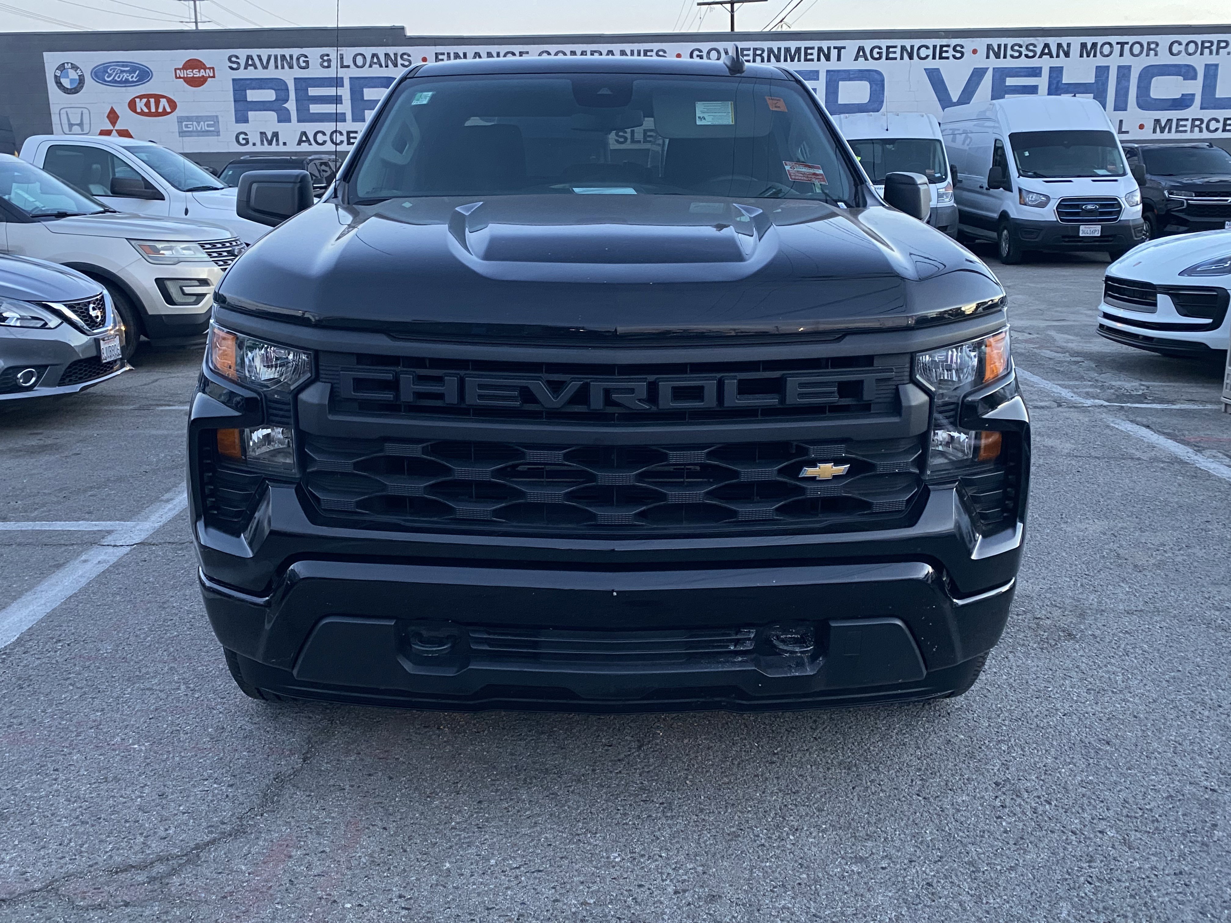 Used 2022 Chevrolet Silverado 1500 Custom image 3