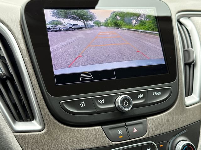 Used 2025 Chevrolet Malibu LT FWD image 24