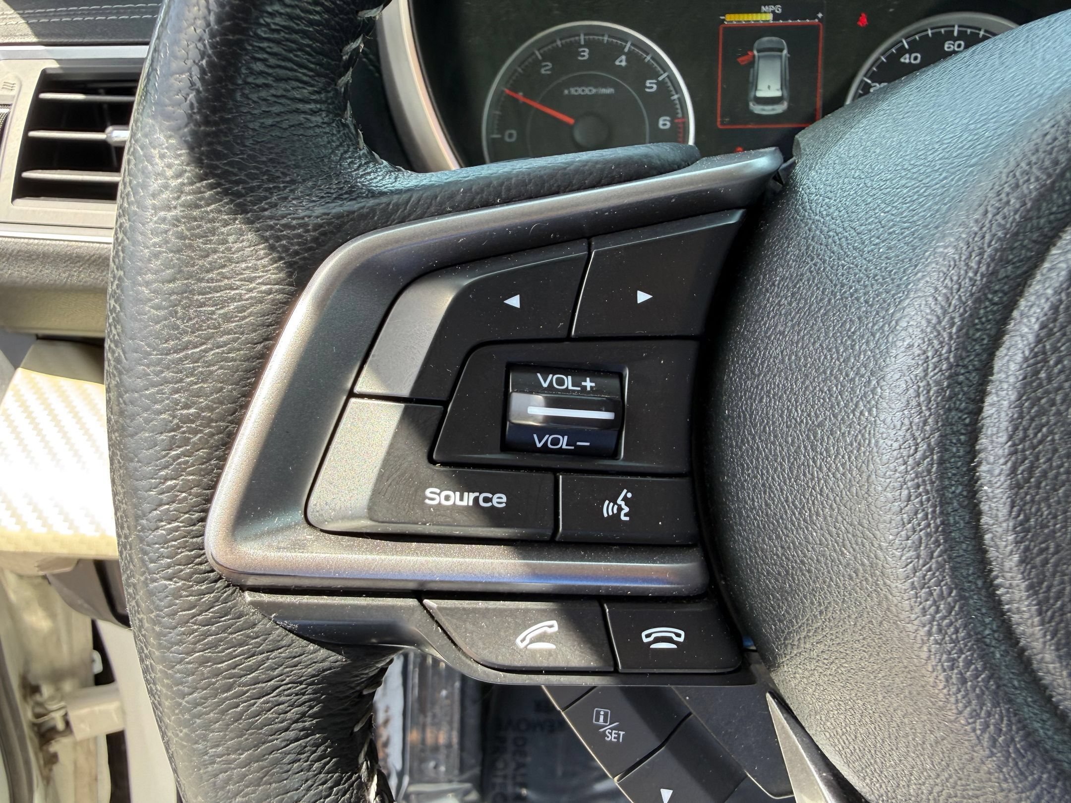 Used 2019 Subaru Ascent Premium AWD/4WD image 15