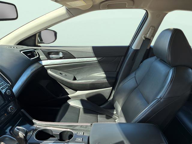 Used 2023 Nissan Maxima SV w/ Floor Mat Group image 16