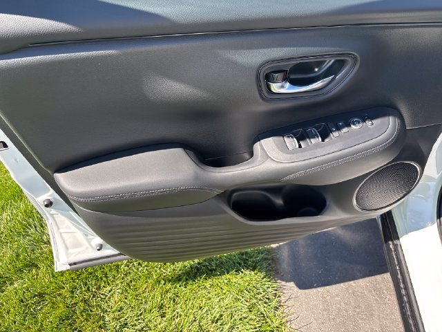 New 2027 Honda HR-V EX-L image 10