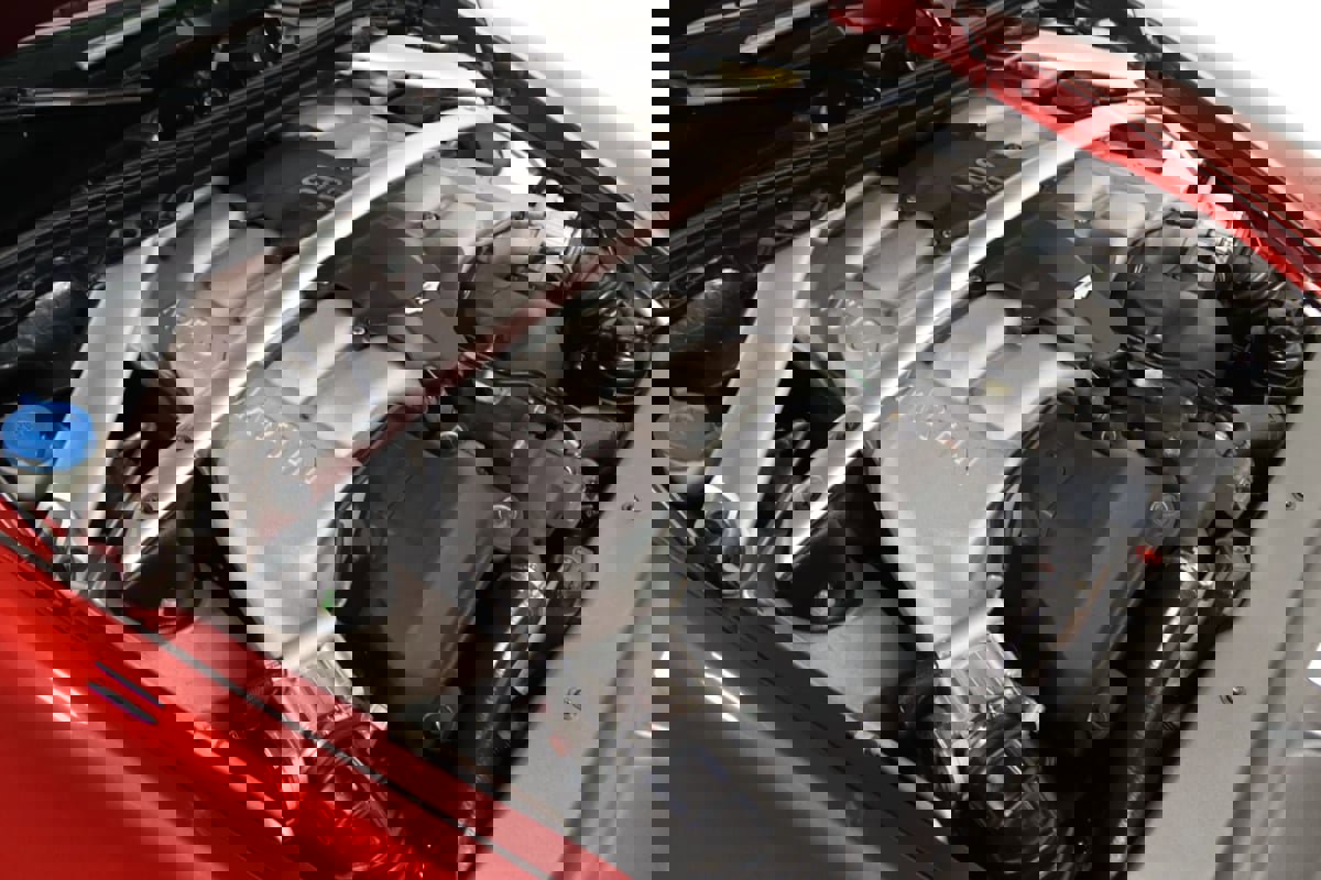 Used 2006 Aston Martin DB9 Coupe RWD image 87