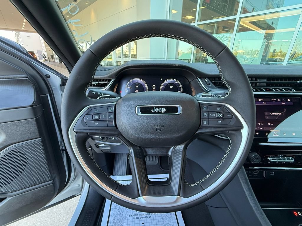 New 2026 Jeep Grand Cherokee L Laredo AWD/4WD image 21