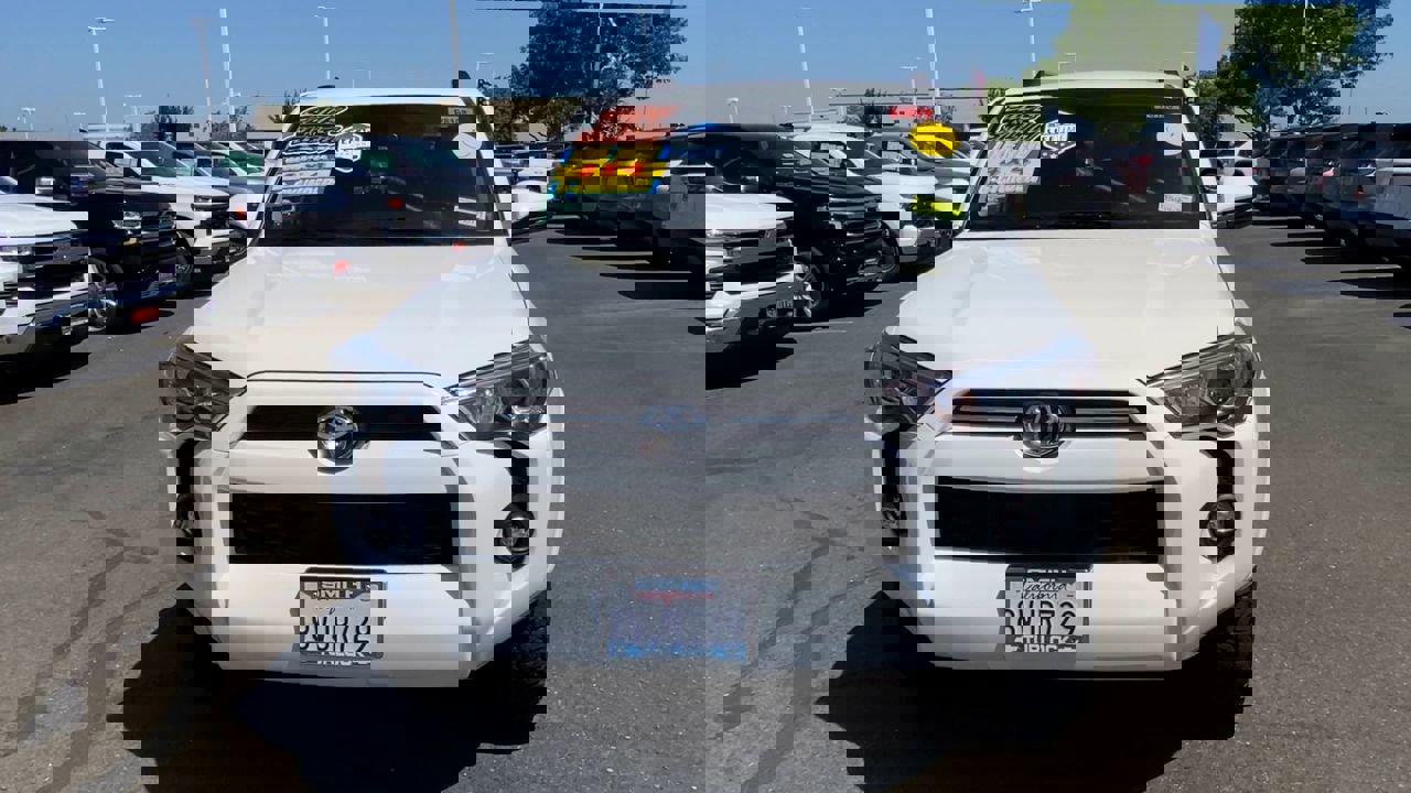 Used 2021 Toyota 4Runner SR5 Premium image 2