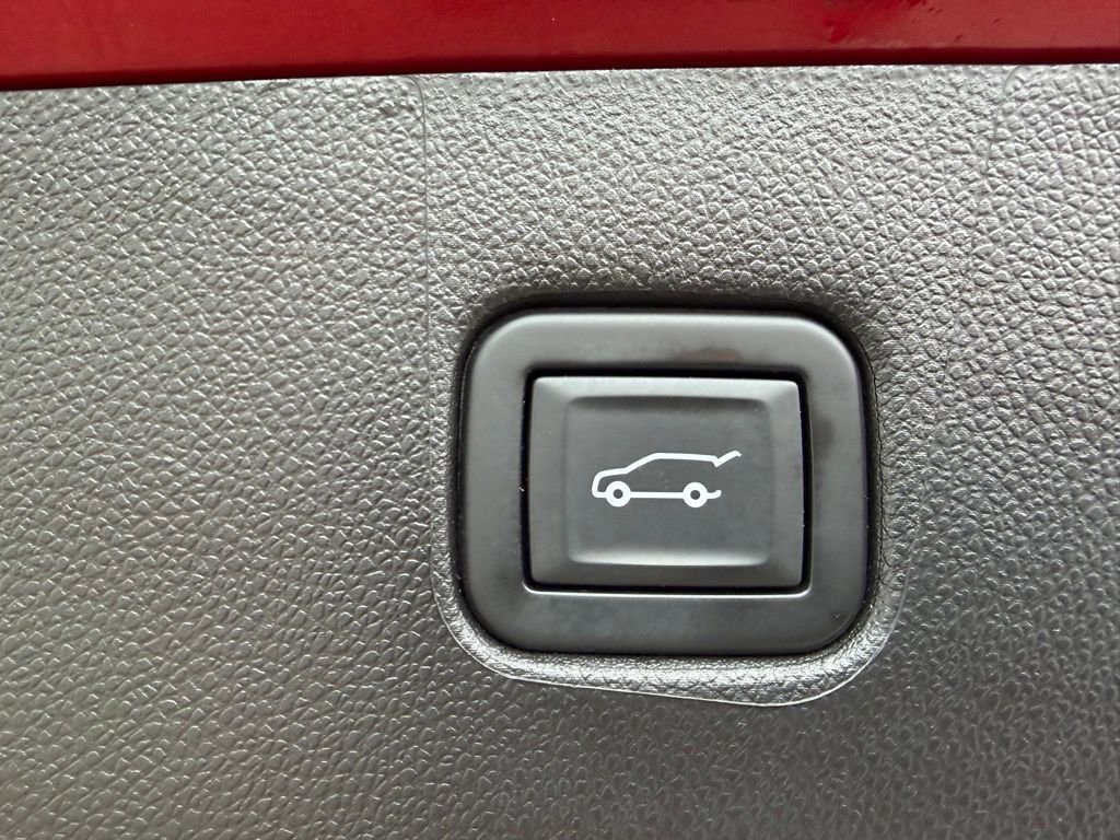 Certified 2022 Chevrolet Blazer RS image 11