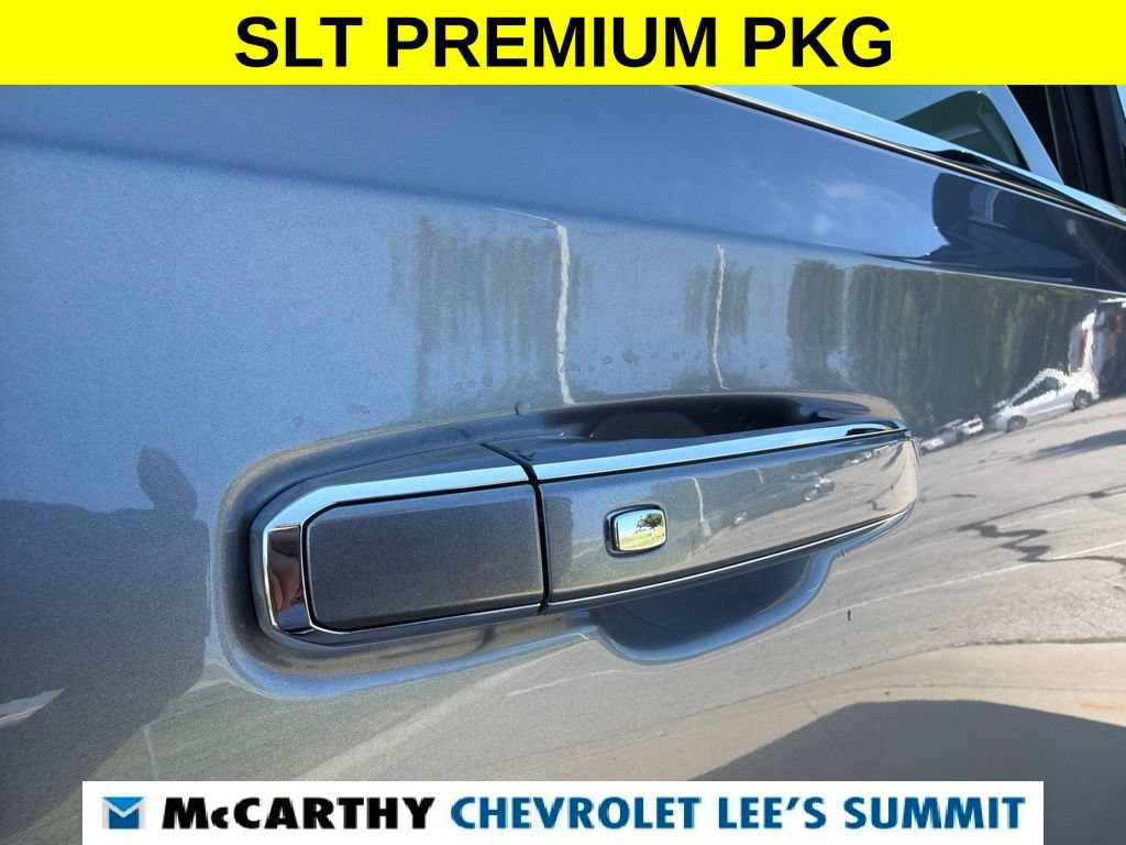 Used 2022 GMC Yukon XL SLT w/ SLT Premium Package AWD/4WD image 28
