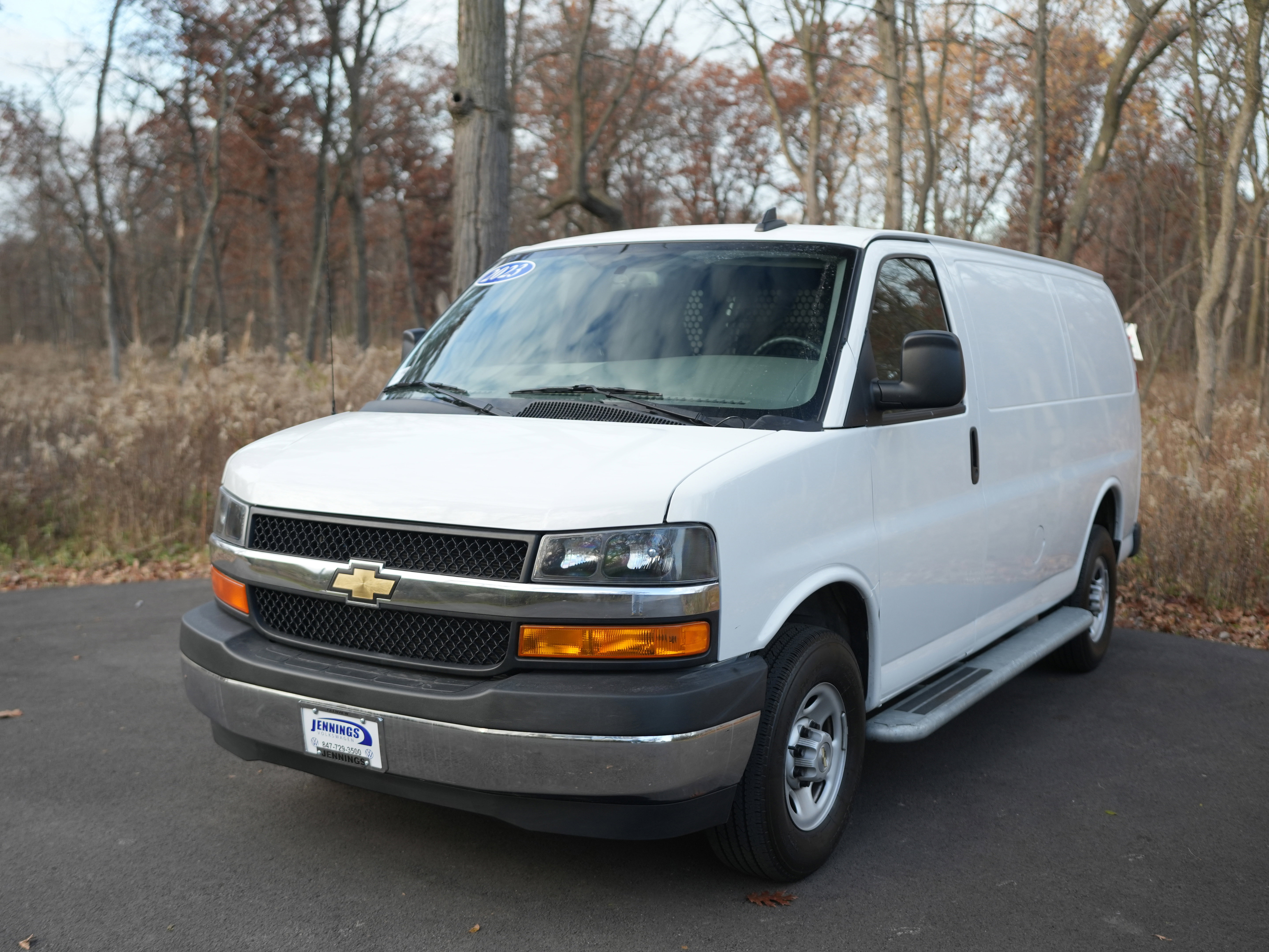 Used 2023 Chevrolet Express 2500 w/ Driver Convenience Package image 4