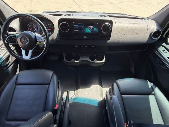 Used 2020 Mercedes-Benz Sprinter 1500 image 16