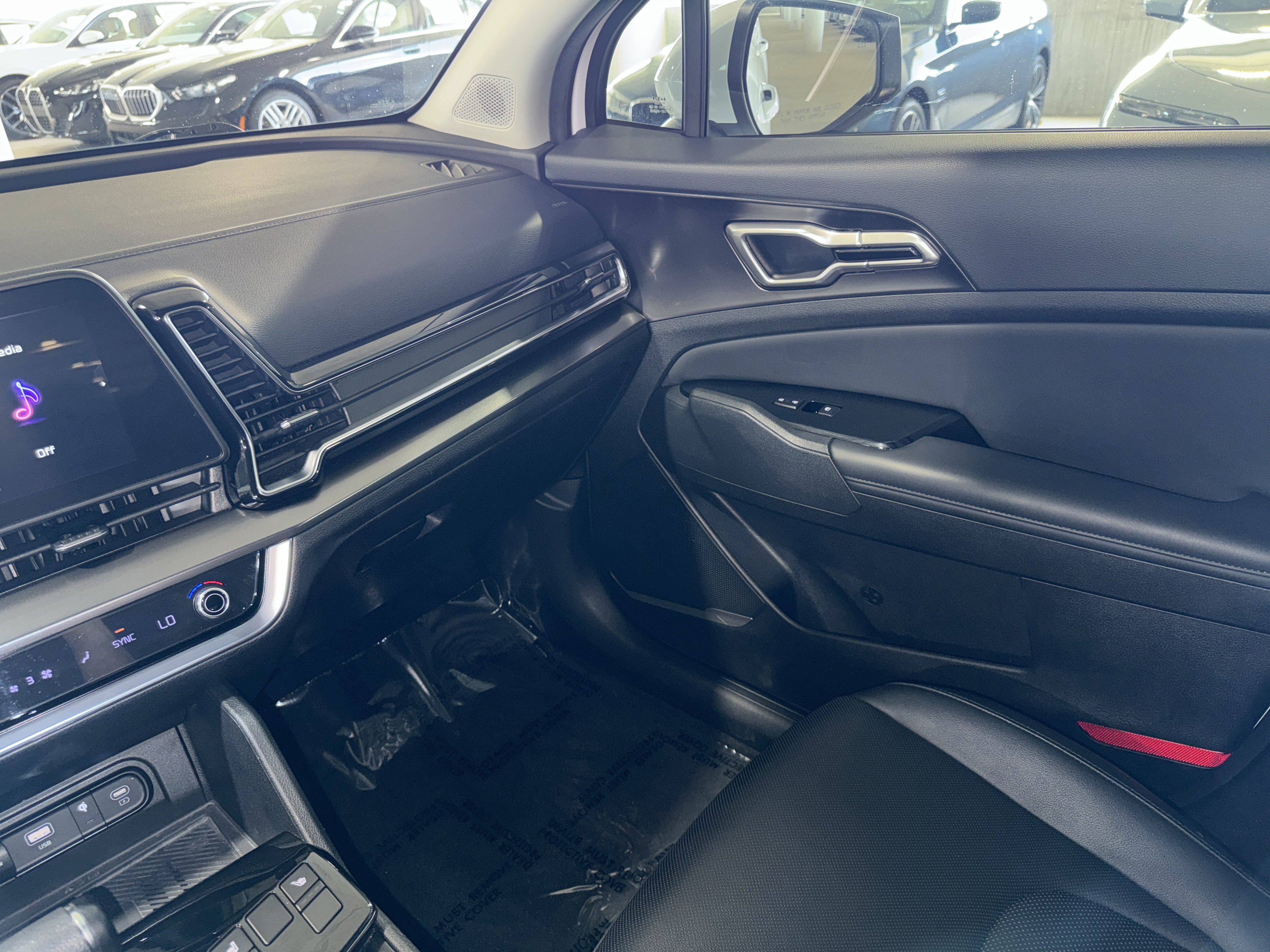 Used 2023 Kia Sportage EX FWD image 30