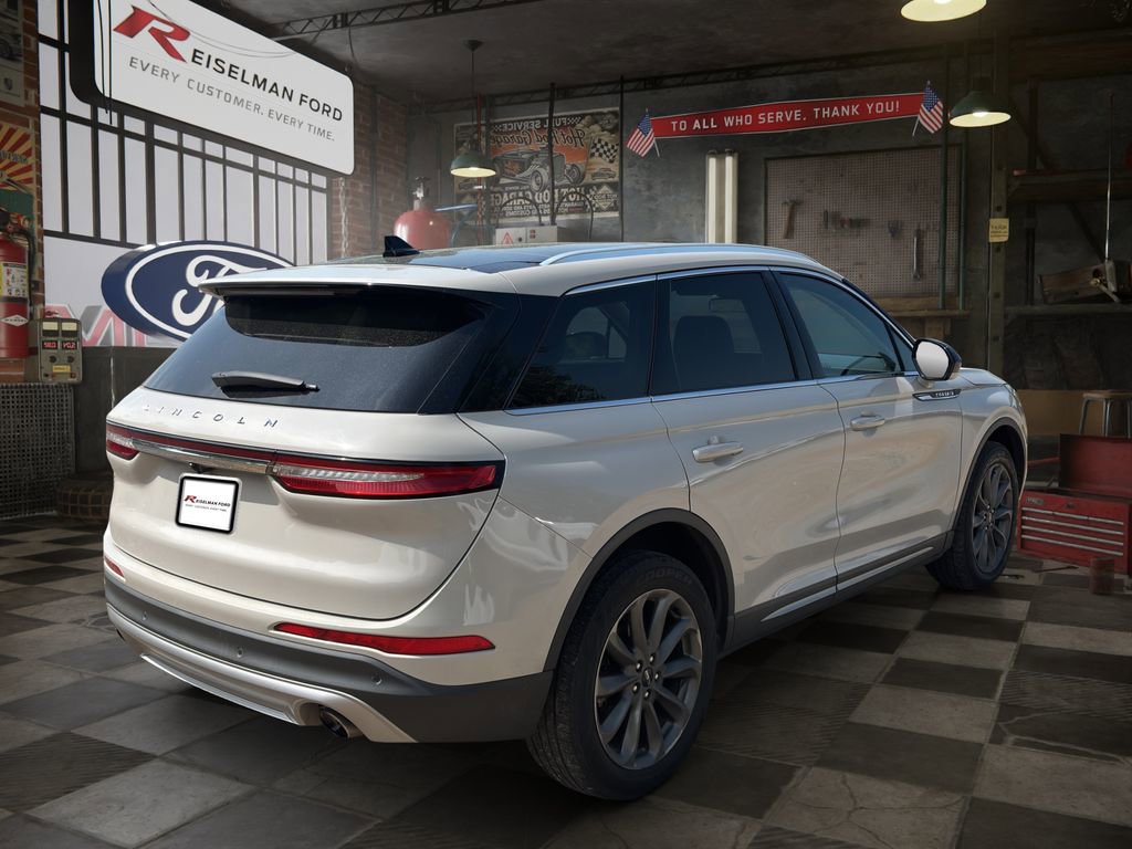 Used 2020 Lincoln Corsair FWD w/ Premium Package image 7
