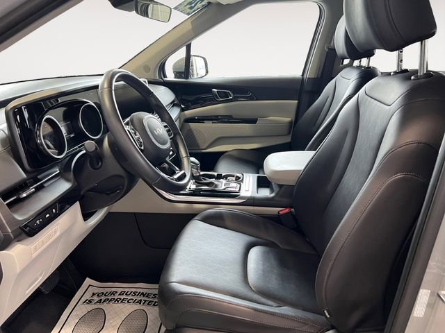 Certified 2024 Kia Carnival EX image 7