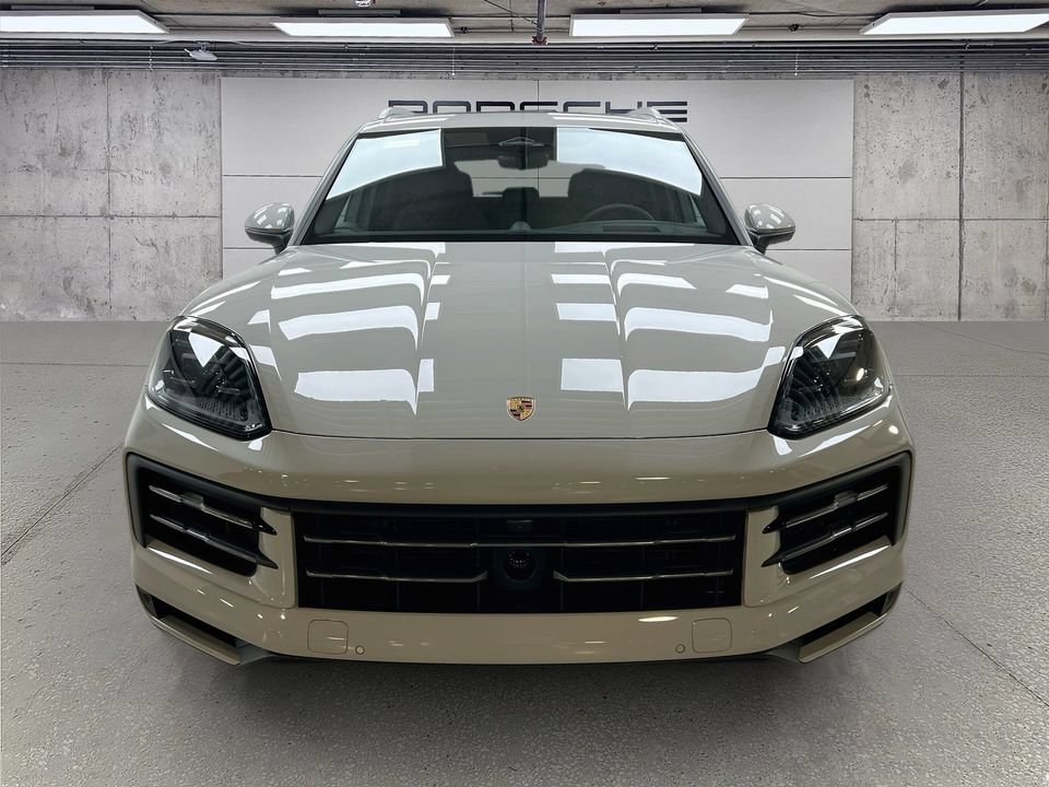 New 2026 Porsche Cayenne AWD/4WD image 6