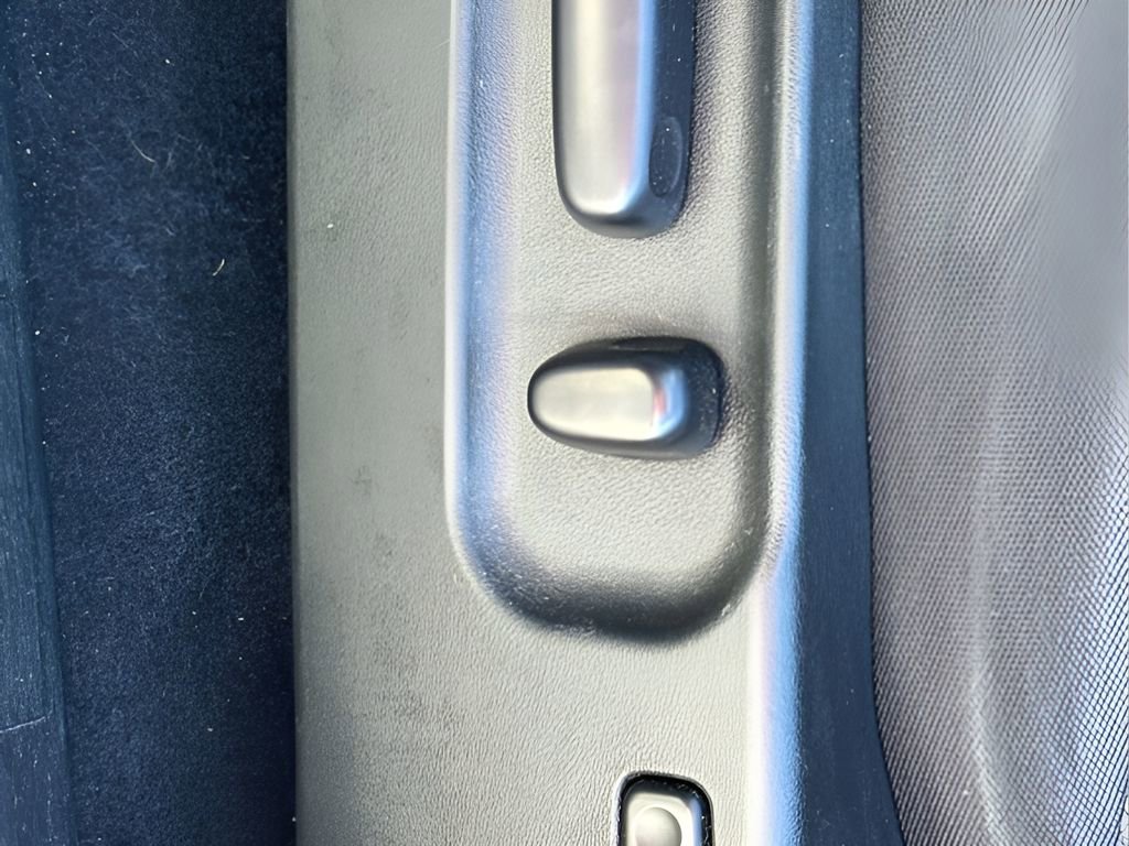 Used 2020 Toyota Tacoma TRD Off-Road w/ Technology Package image 28