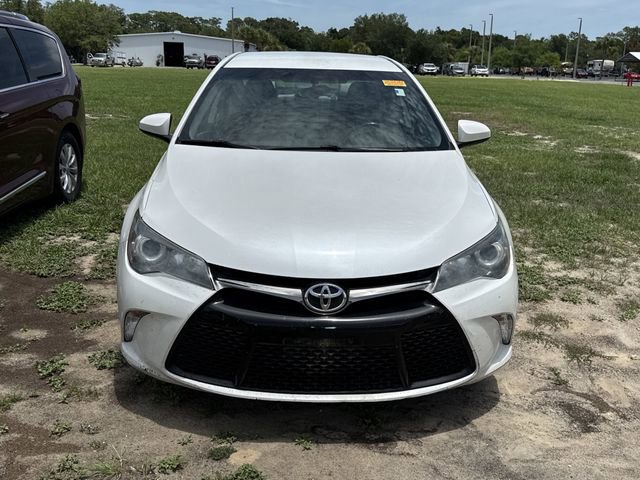 Used 2017 Toyota Camry SE FWD image 3