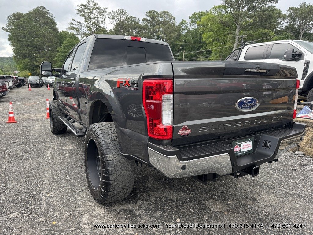 Used 2017 Ford F250 Lariat w/ Lariat Ultimate Package AWD/4WD image 21