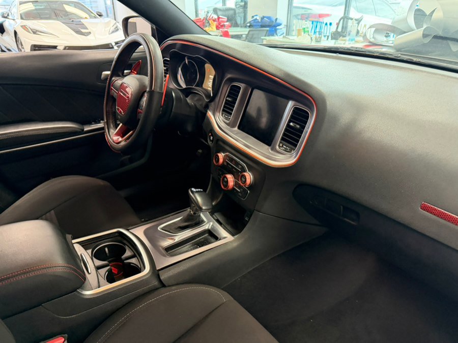 Used 2019 Dodge Charger Scat Pack w/ Navigation & Travel Group RWD image 33
