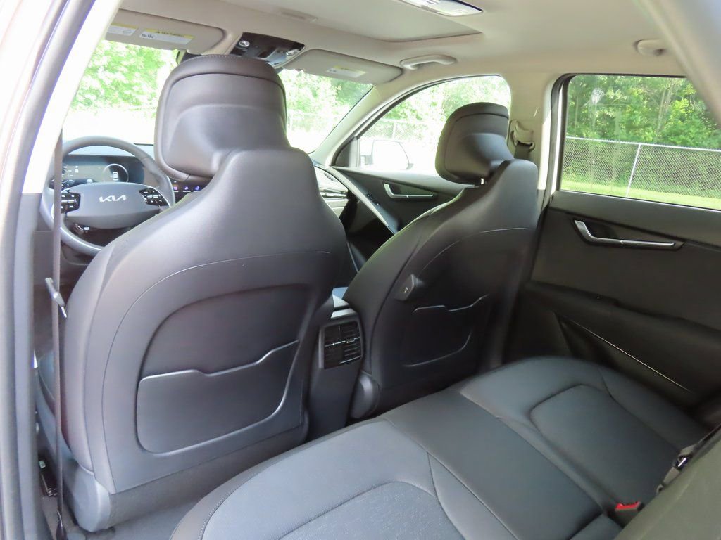 New 2024 Kia Niro Wave image 25