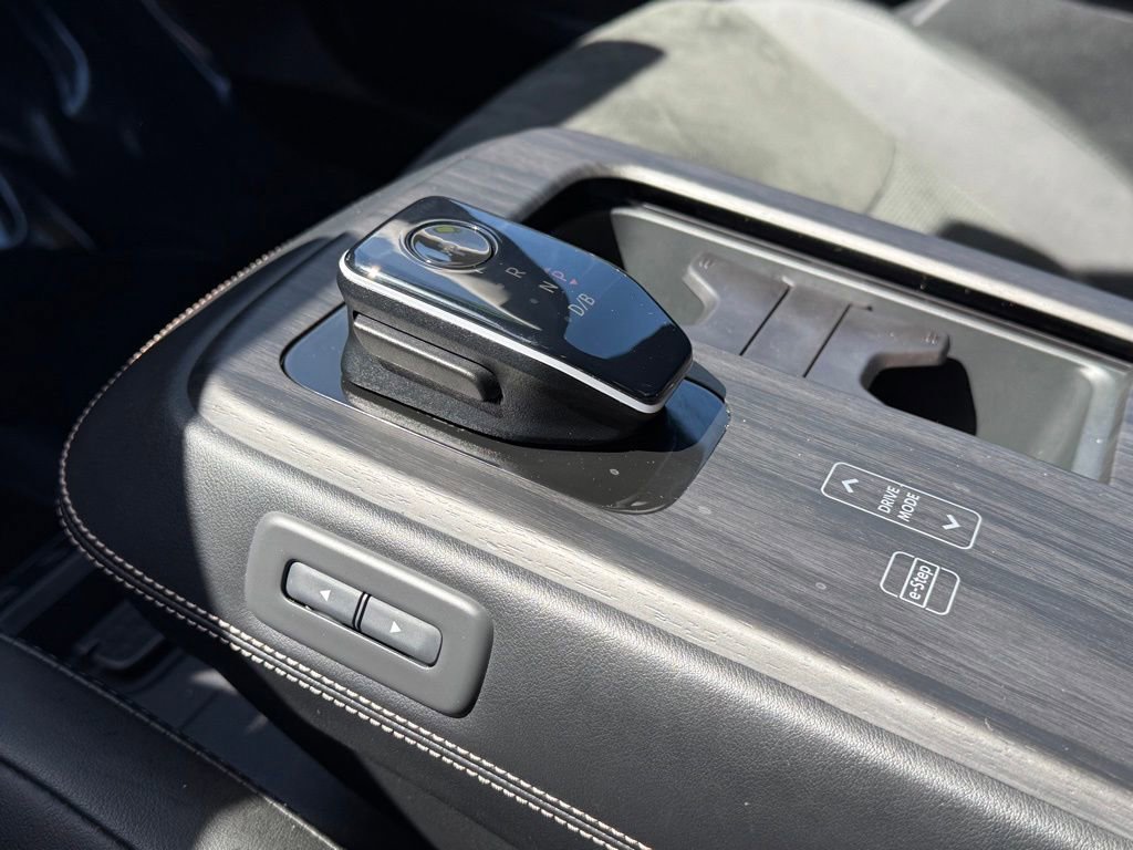 Certified 2023 Nissan Ariya FWD image 30