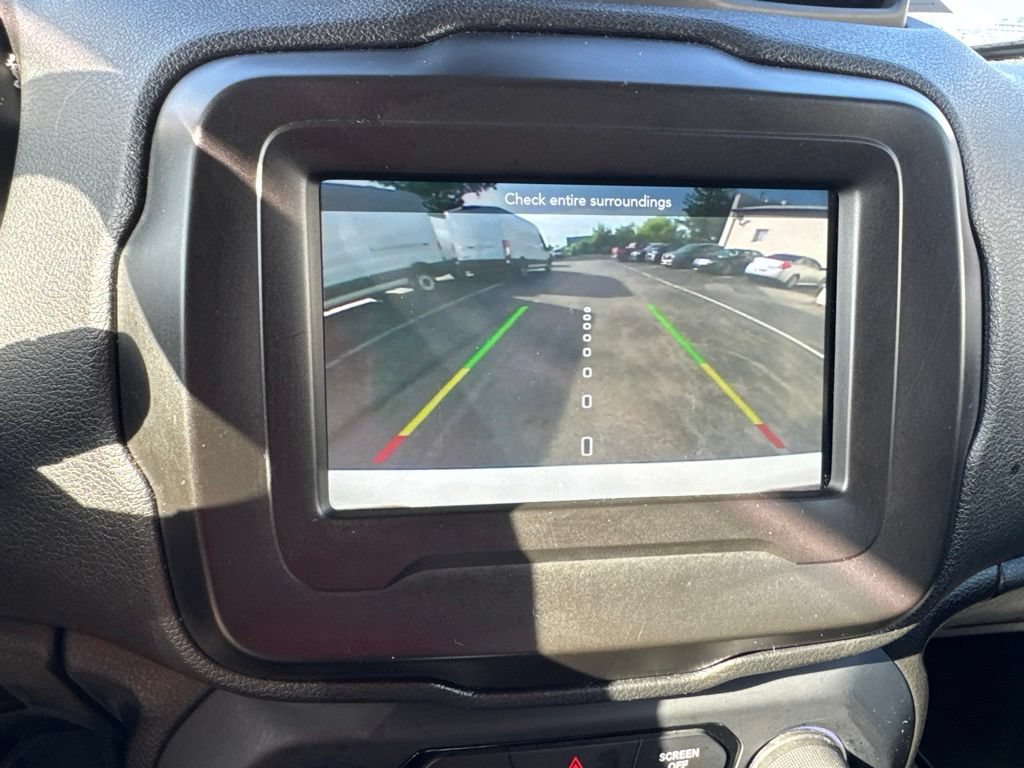 Used 2020 Jeep Renegade Altitude AWD/4WD image 20