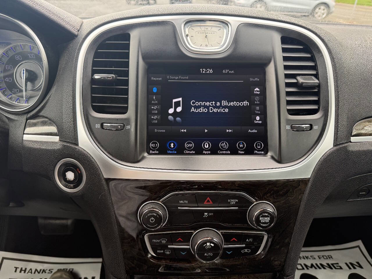 Used 2018 Chrysler 300 Limited image 12