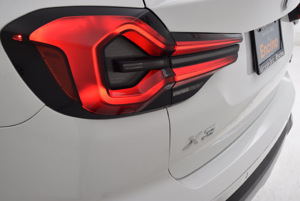 Used 2023 BMW X3 sDrive30i w/ Convenience Package RWD image 13