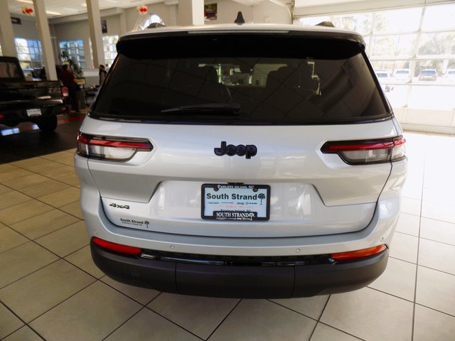 New 2024 Jeep Grand Cherokee L Altitude AWD/4WD image 5