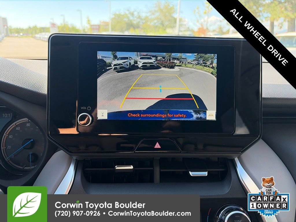 Used 2024 Toyota Venza LE AWD/4WD image 30