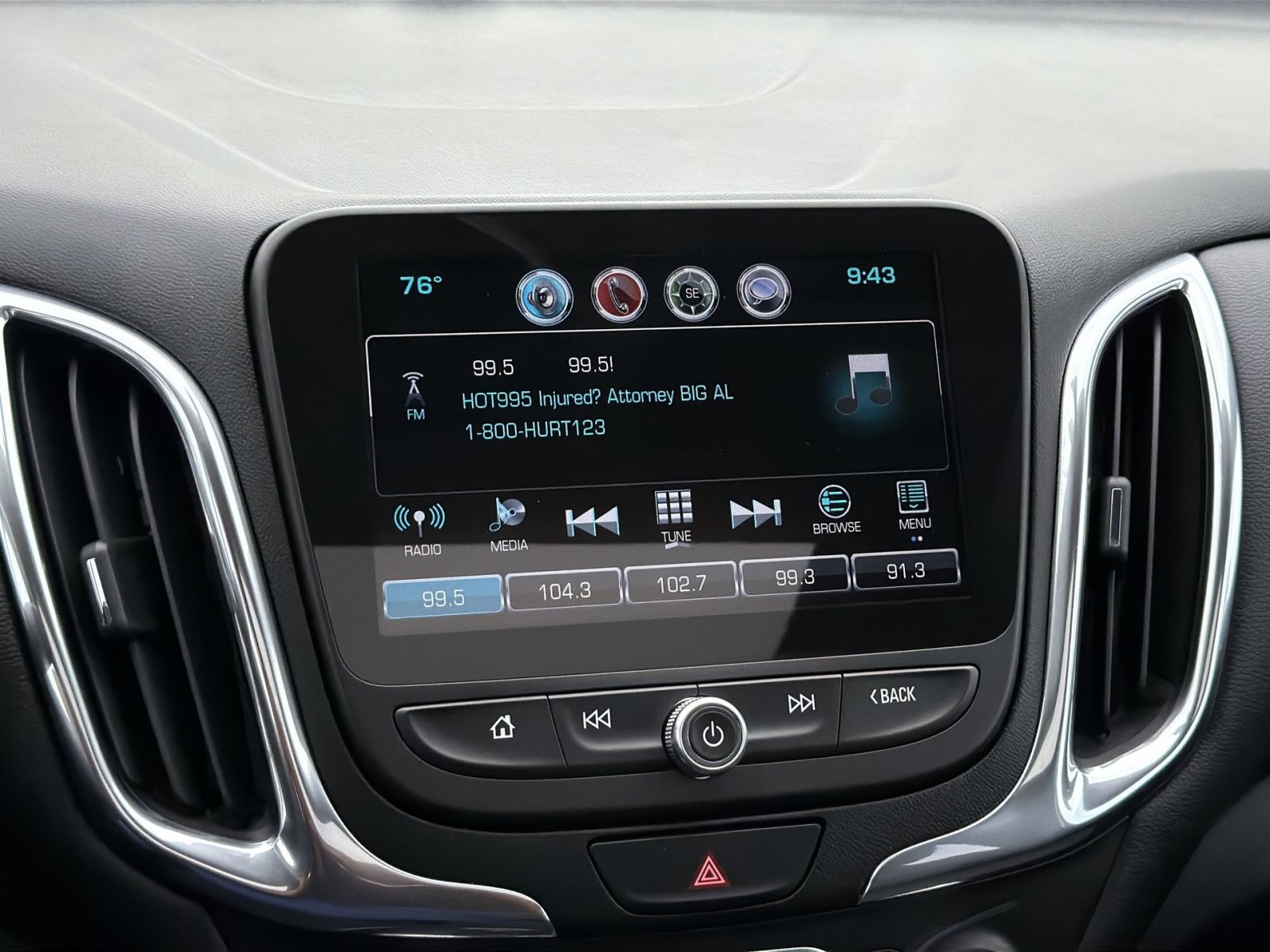 Used 2018 Chevrolet Equinox LT w/ Sun & Infotainment Package AWD/4WD image 18