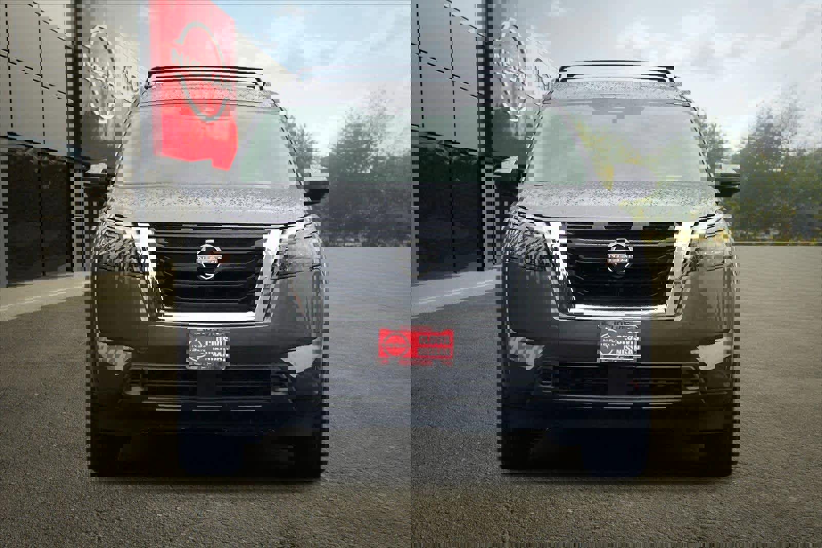 New 2025 Nissan Pathfinder SV image 11