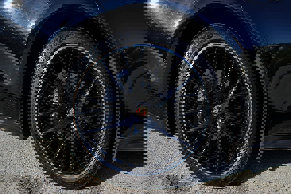 Used 2021 Porsche Panamera w/ Premium Package image 11