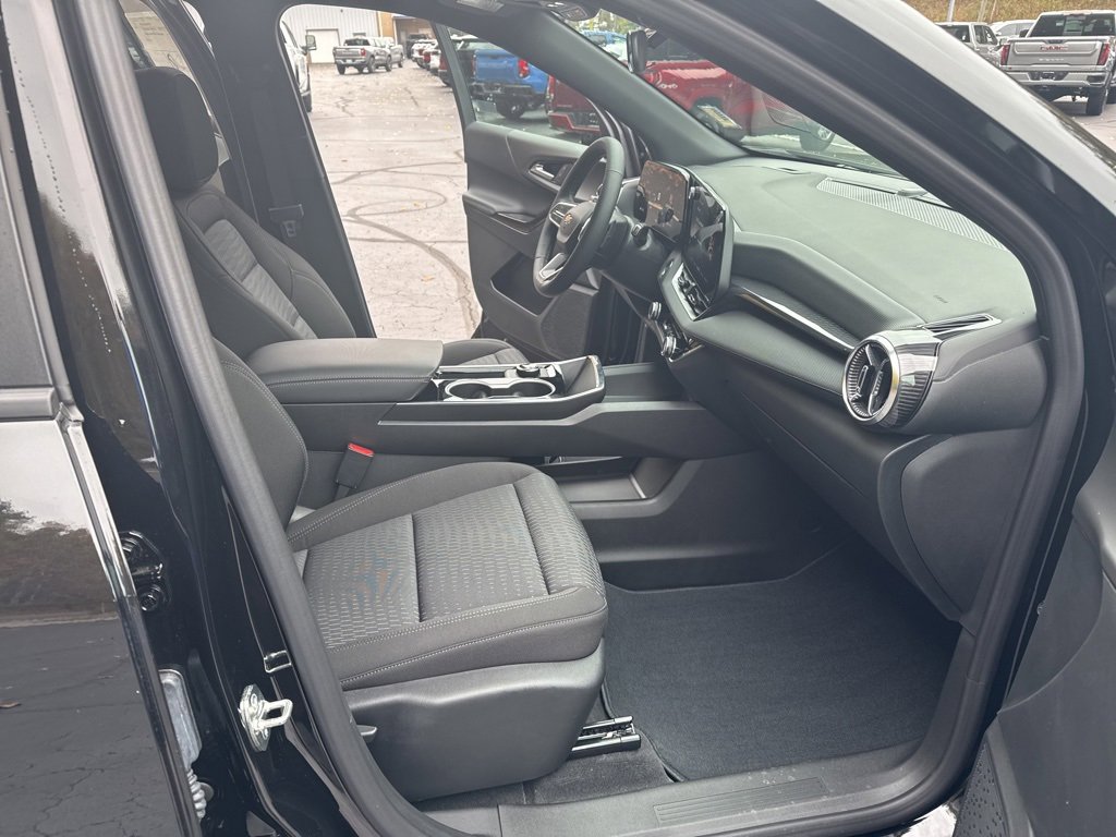 New 2026 Chevrolet Equinox LT image 12