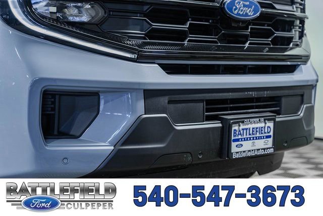 New 2026 Ford Expedition Active image 17