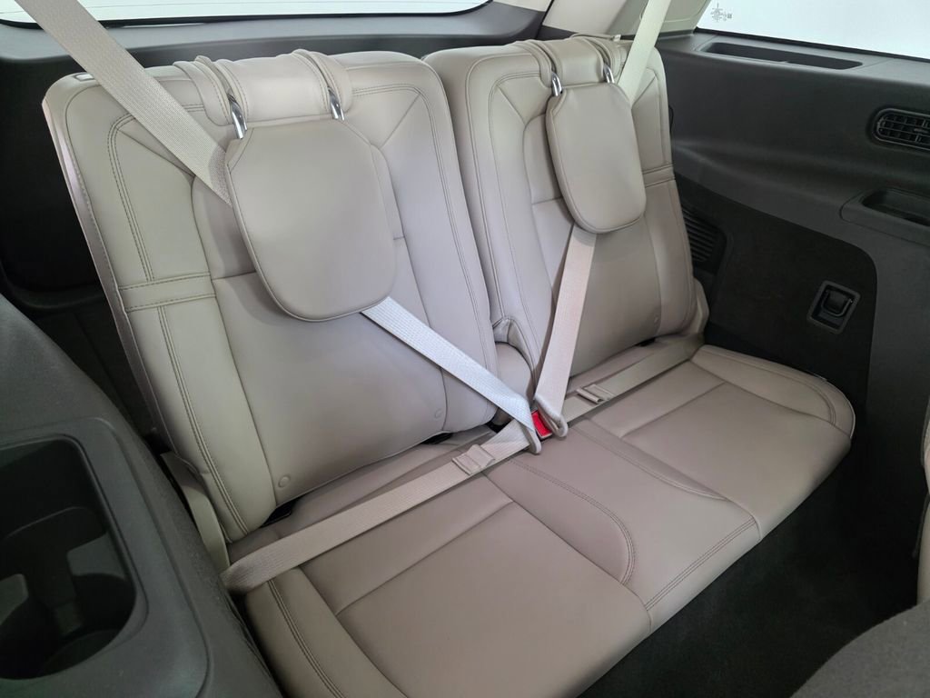 Used 2024 Lincoln Aviator Reserve w/ Equipment Group 201A image 28