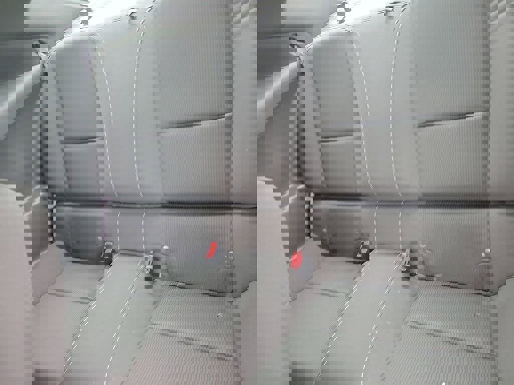 Used 2015 Chevrolet Camaro LT w/ 1LT Preferred Package image 7