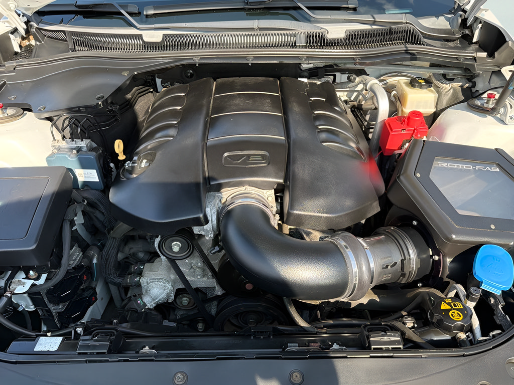 Used 2015 Chevrolet SS RWD image 33