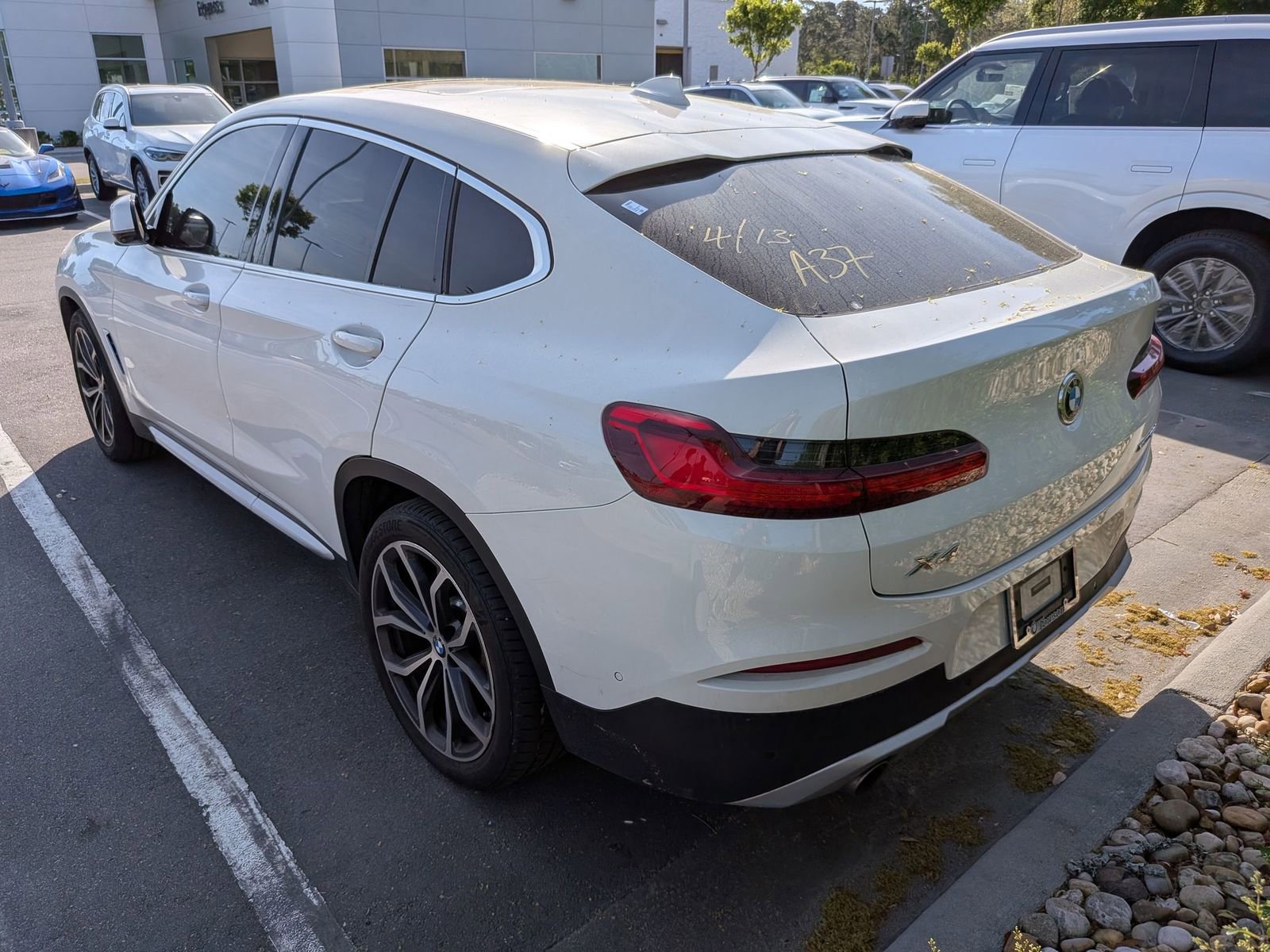 Used 2021 BMW X4 xDrive30i w/ Premium Package AWD/4WD image 3