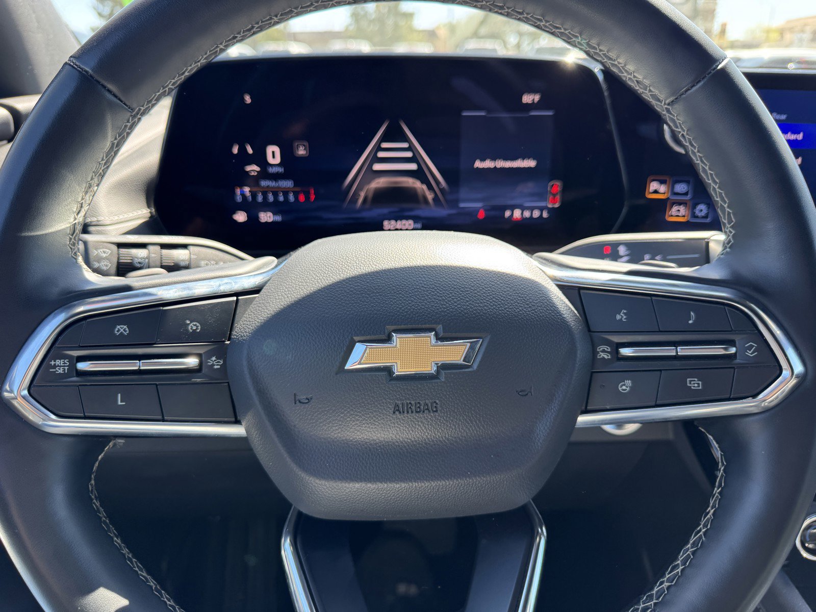 Used 2024 Chevrolet Traverse LT image 25