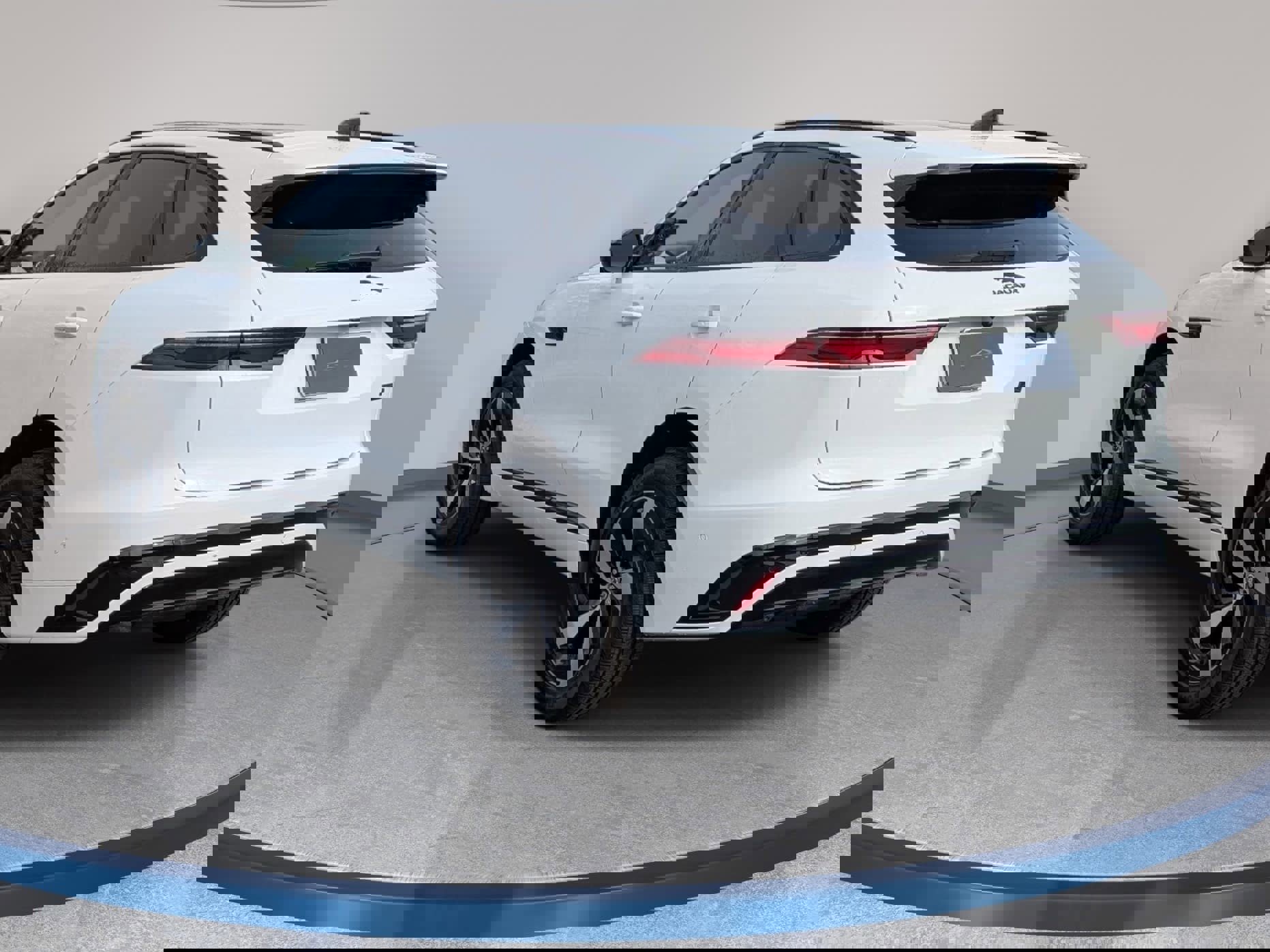 New 2026 Jaguar F-PACE R-Dynamic S image 7