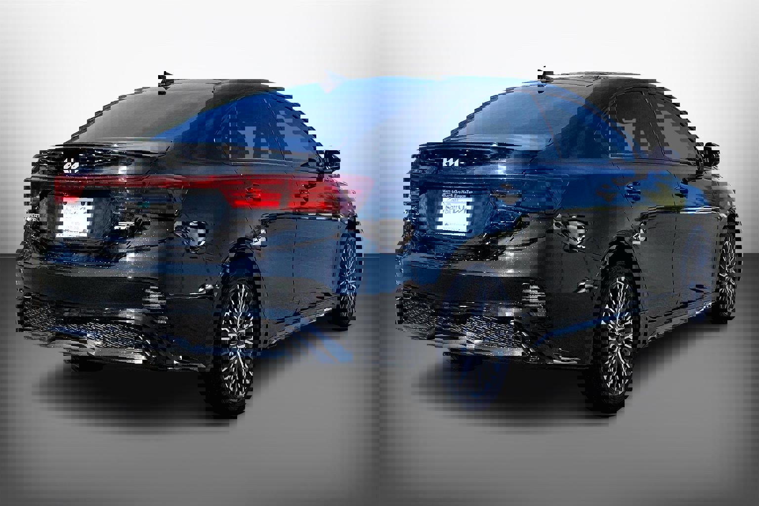 Used 2023 Kia Forte GT-Line w/ GT-Line Premium Package image 14