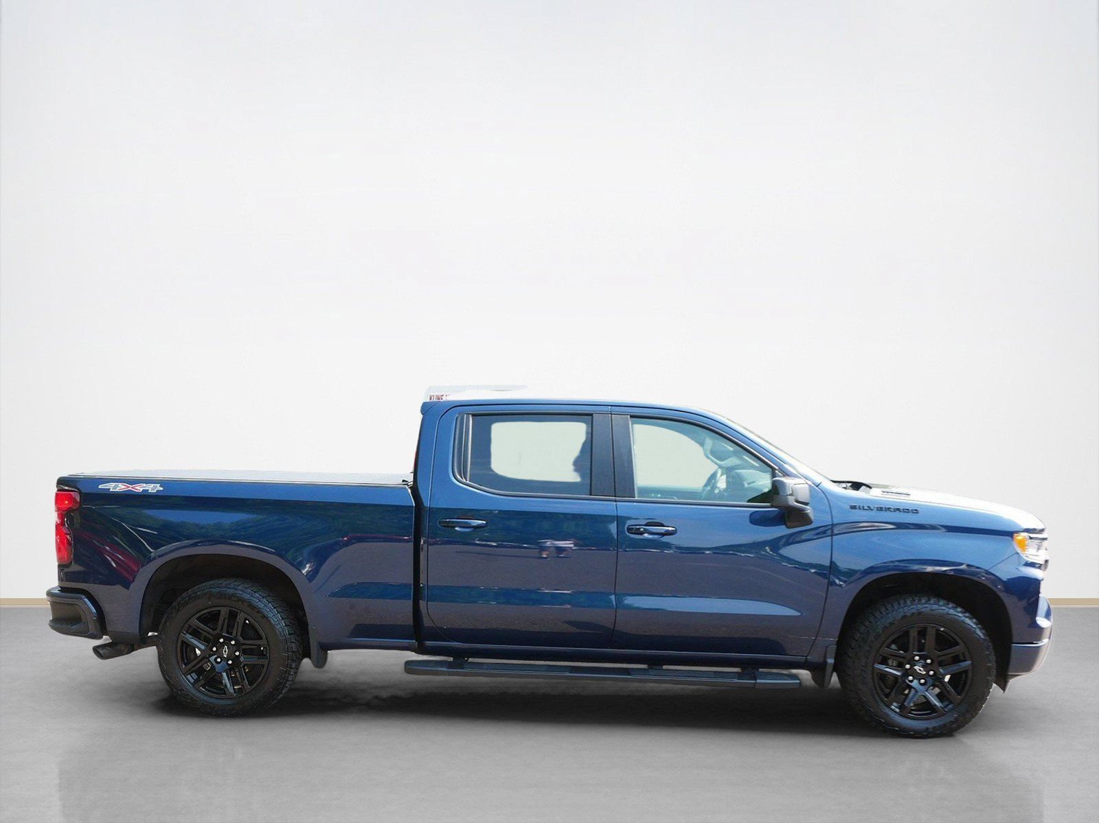 Used 2023 Chevrolet Silverado 1500 RST w/ Protection Package AWD/4WD image 8