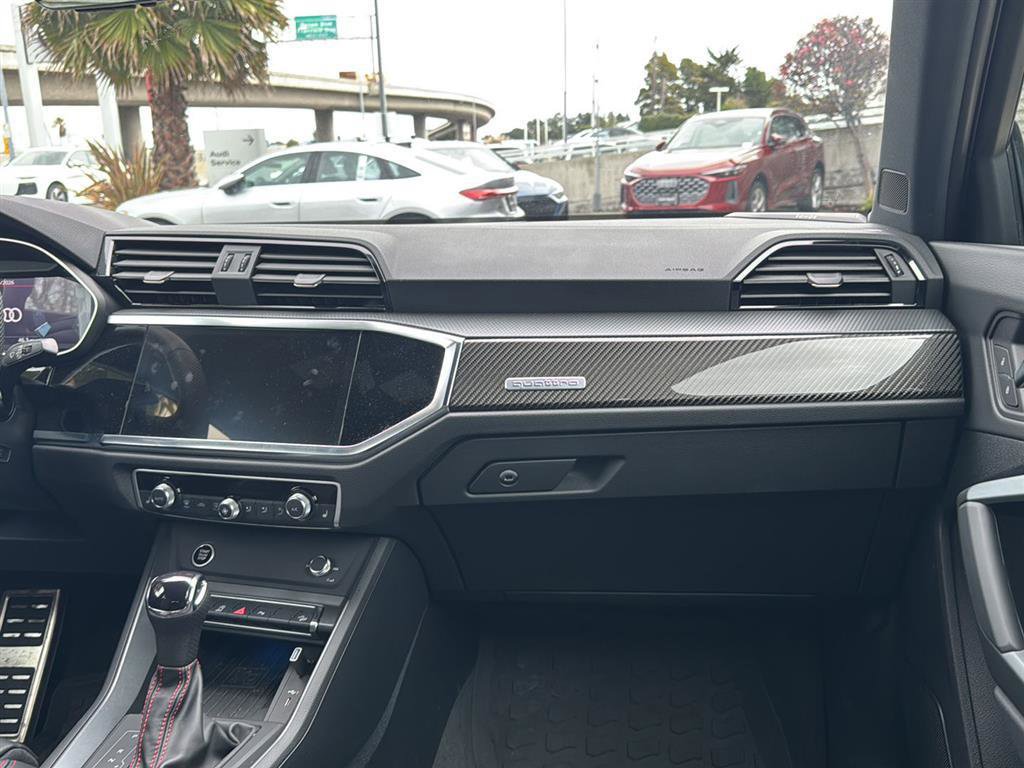 Used 2025 Audi Q3 2.0T Premium Plus w/ Premium Plus Package image 11