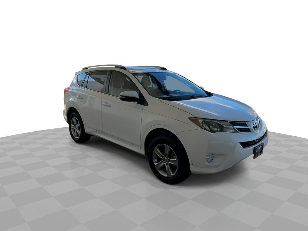 Used 2015 Toyota RAV4 XLE image 2