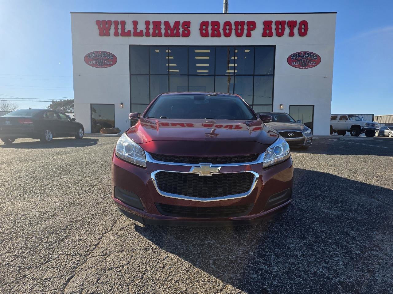Used 2015 Chevrolet Malibu LT FWD image 2