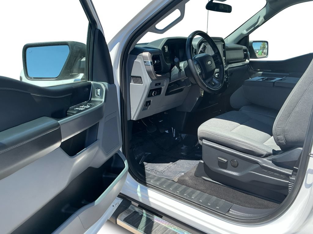 Used 2025 Ford F150 XLT w/ Equipment Group 301A Standard AWD/4WD image 24