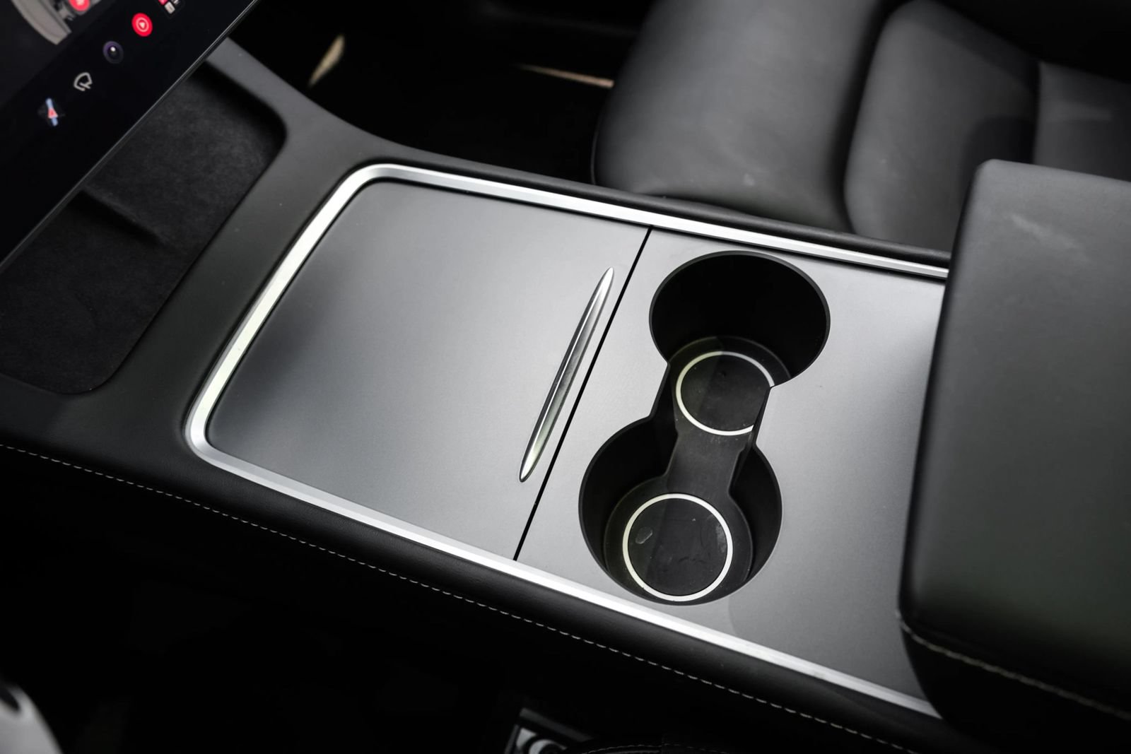 Used 2025 Tesla Model Y Long Range RWD image 23