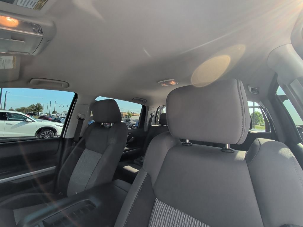 Used 2017 Toyota Tundra SR5 w/ SR5 Upgrade Package AWD/4WD image 16