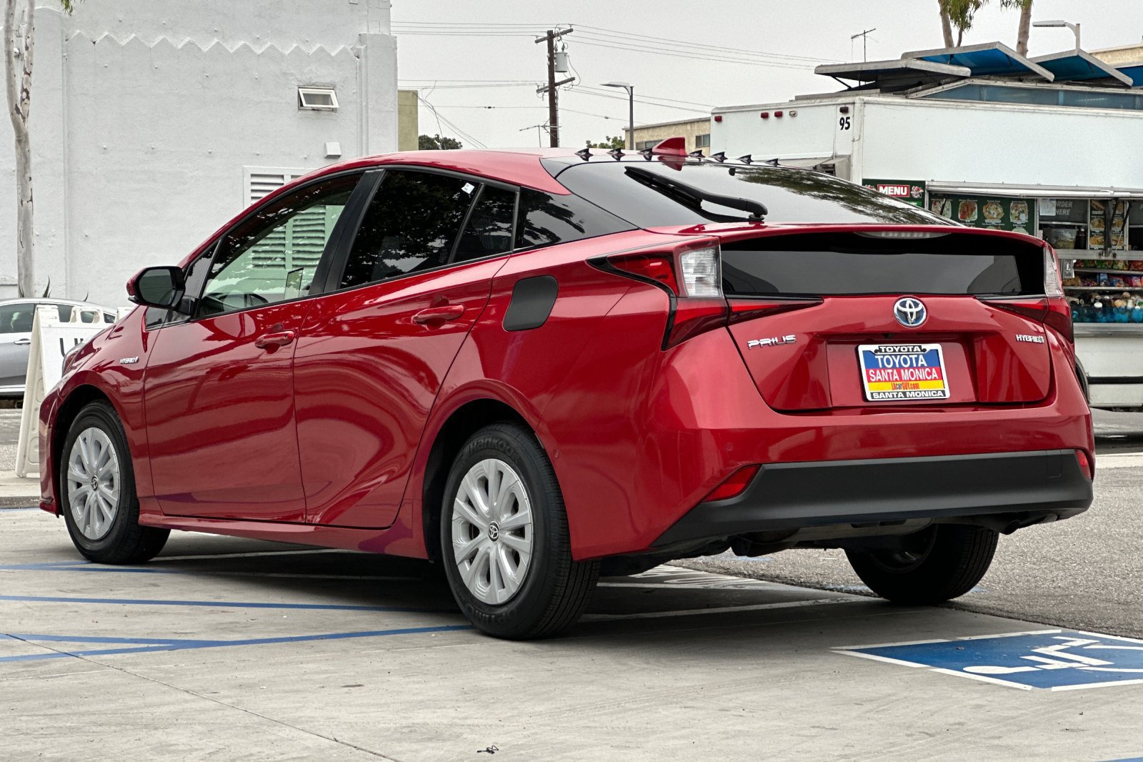 Used 2019 Toyota Prius LE w/ Carpet Mat Package FWD image 6
