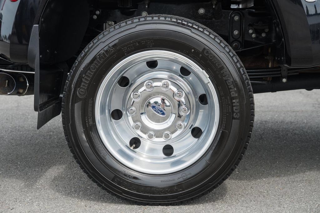 Certified 2022 Ford F450 Platinum w/ FX4 Off-Road Package AWD/4WD image 27