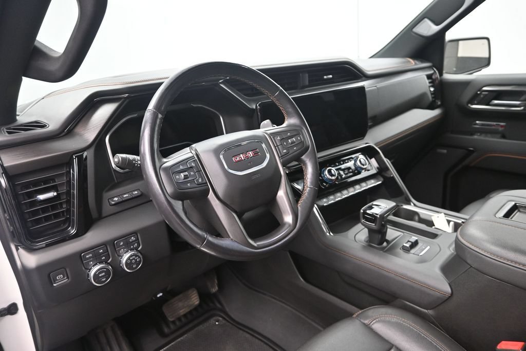 Used 2022 GMC Sierra 1500 AT4 w/ AT4 Premium Package AWD/4WD image 14