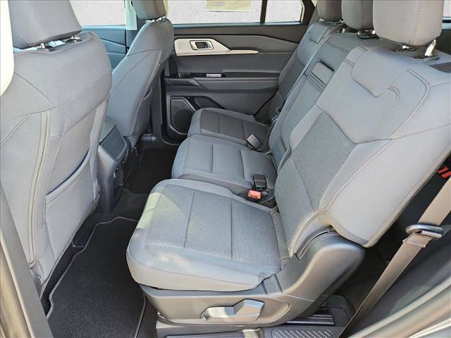 New 2026 Ford Explorer Active RWD image 16